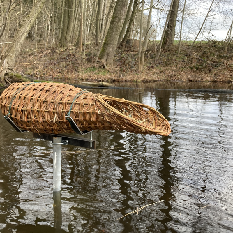 Brutkorbhalter